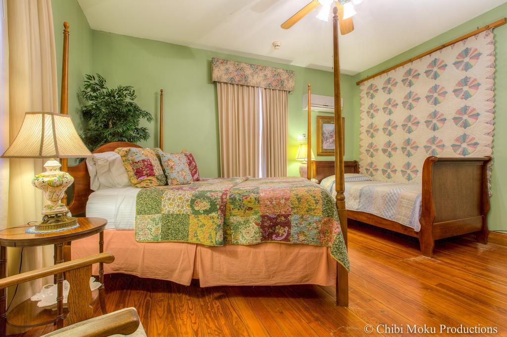 Sweetwater Branch Inn Gainesville Ruang foto