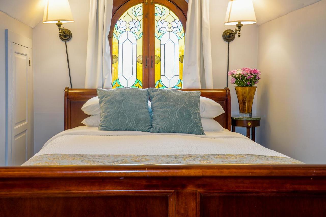 Sweetwater Branch Inn Gainesville Bagian luar foto
